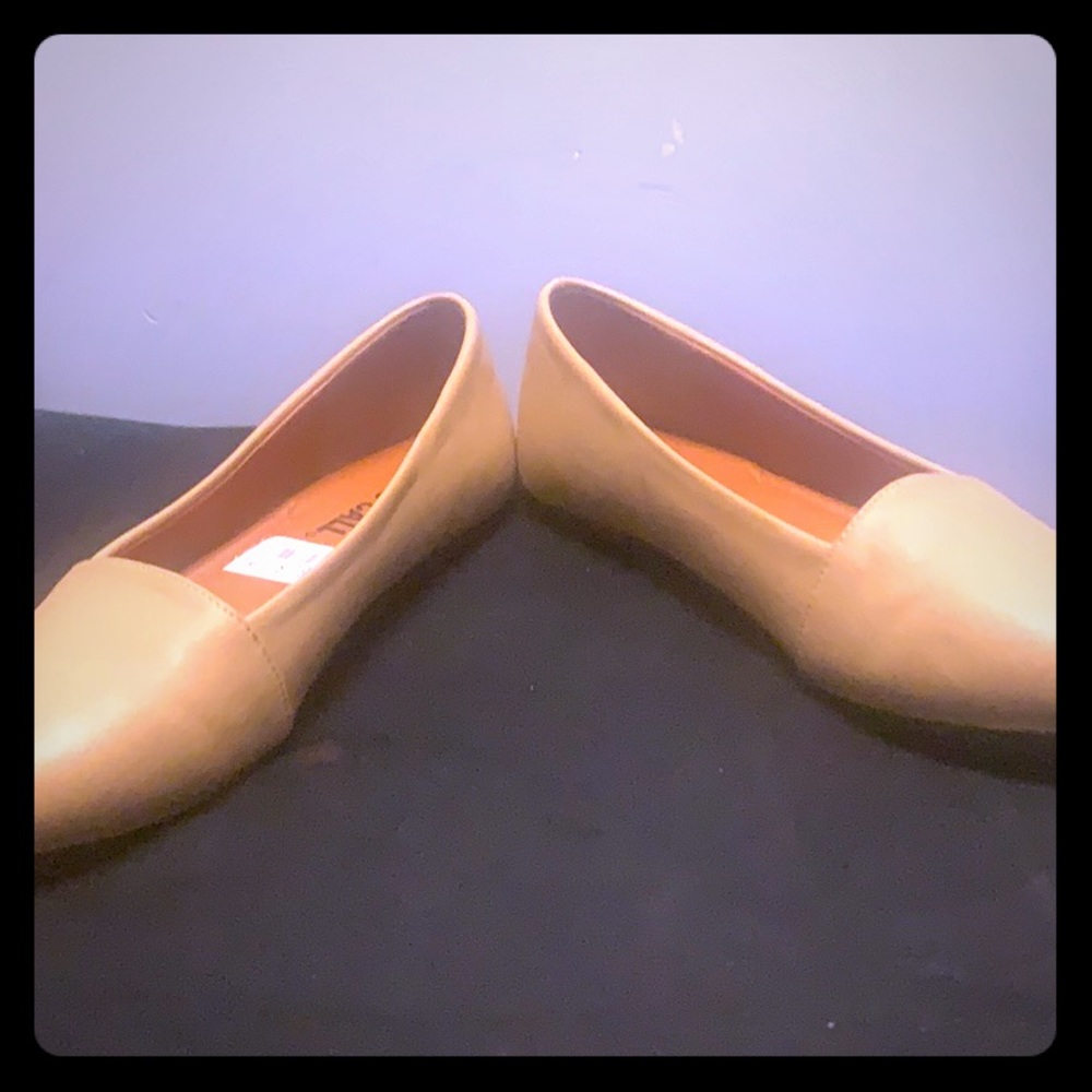 No call Slip on flats